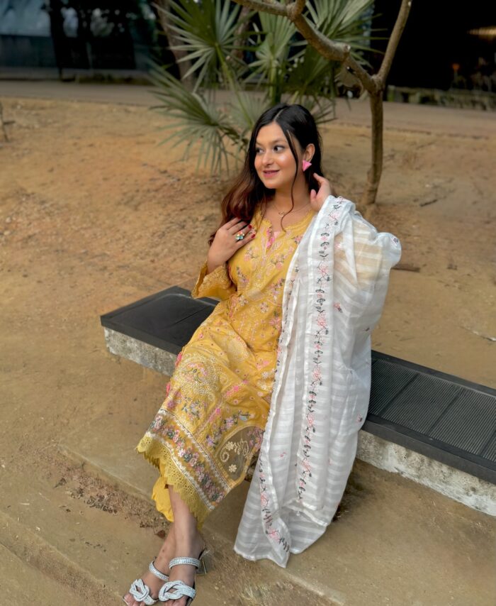 Desi Sunshine ✨💛