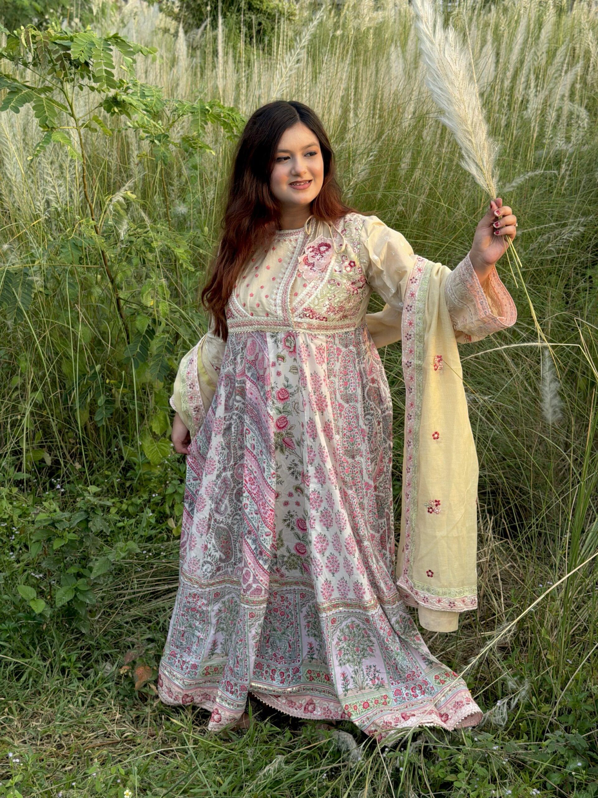 Creamy Anarkali - Image 13