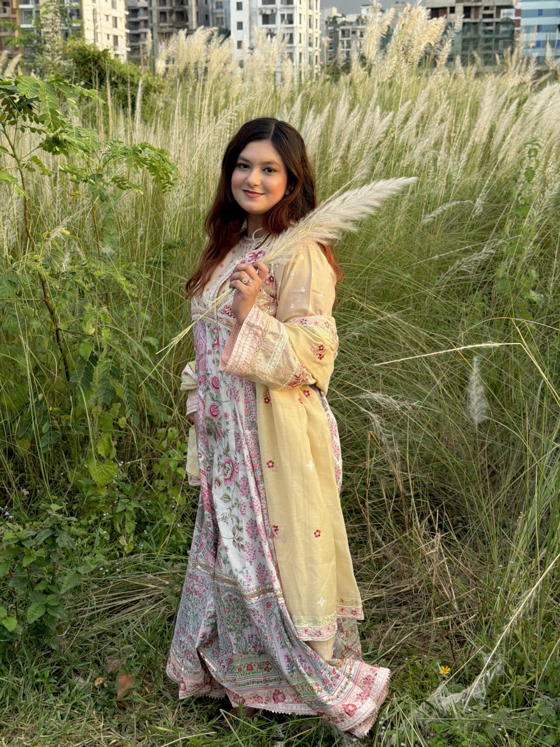 Creamy Anarkali - Image 10