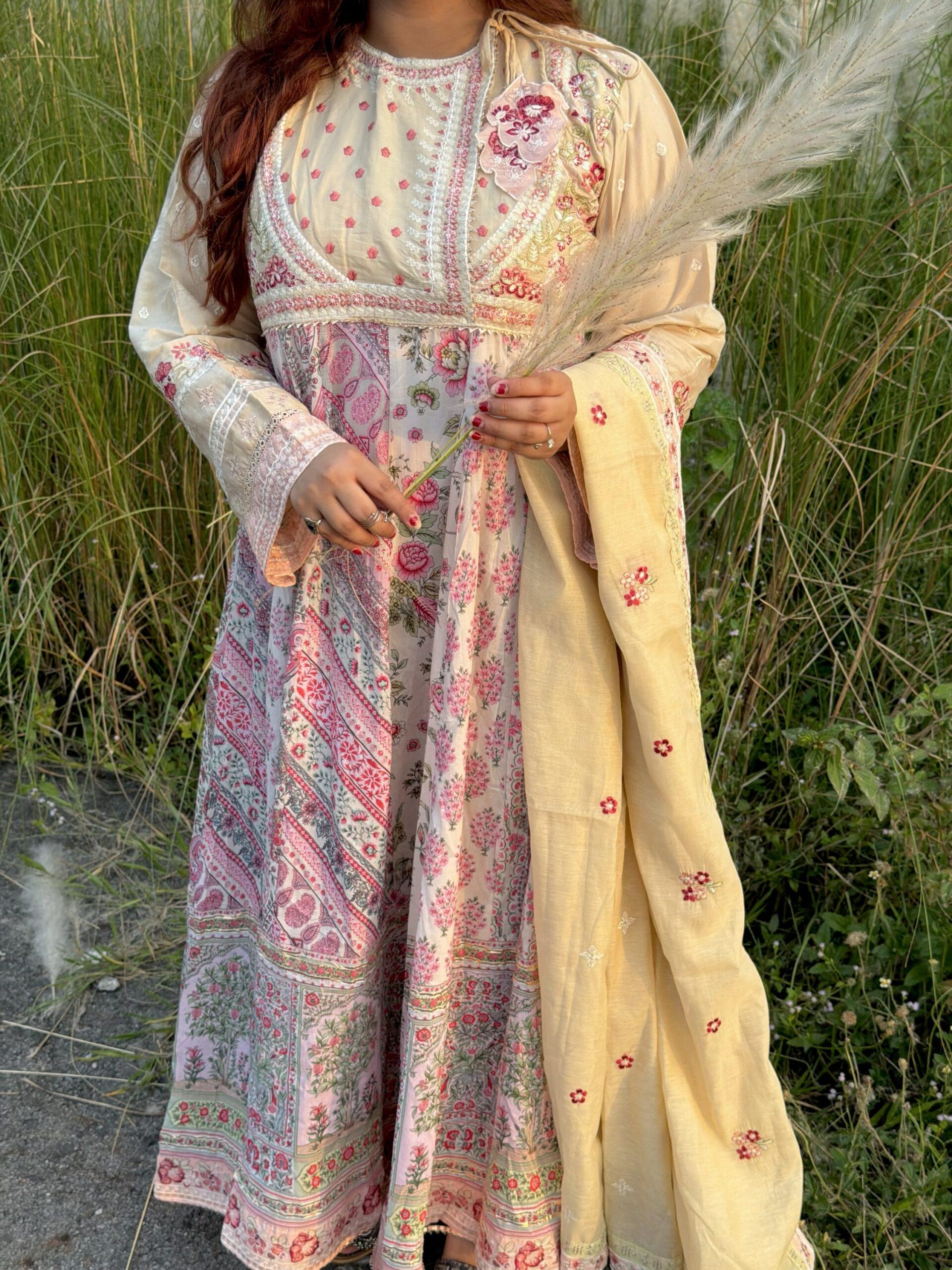 Creamy Anarkali - Image 11